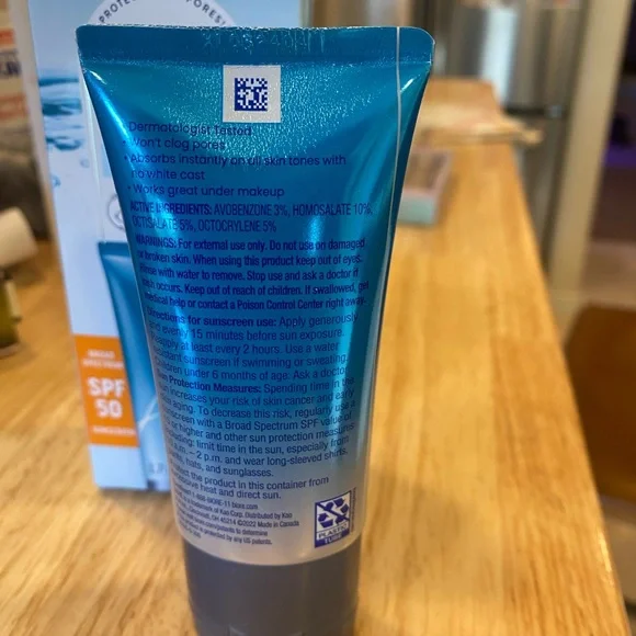 Biore UV Aqua Rich Moisturizer SPF 50 2/$8 - Picture 4 of 9